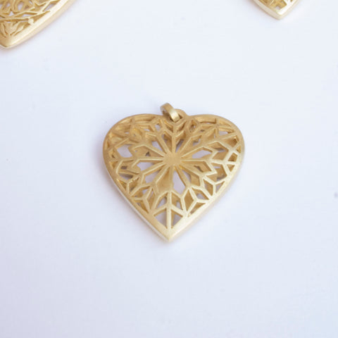 Give Love! Gold Plated Heart Pendant Middle